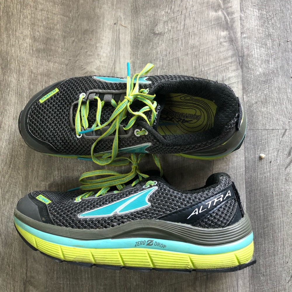 Altra Women’s Olympus running shoe